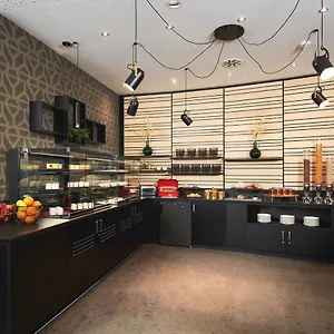Leonardo West 4* Vienna