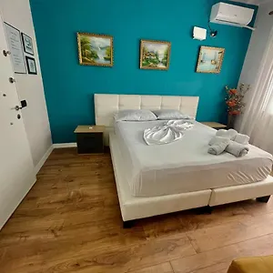 Гостевой дом Private Entry And Bathroom, Тирана