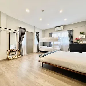 K2 Hotel